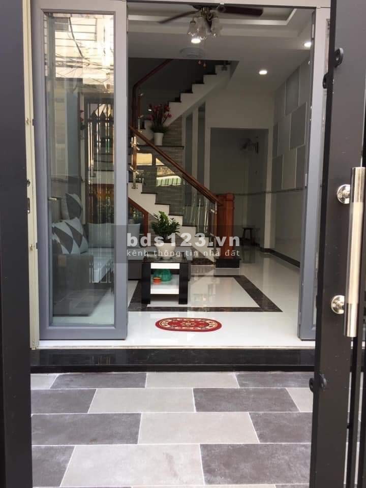 Nhà ở vừa kinh doanh, hẻm xe hơi Tô Hiến Thành. 4,8 tỷ.