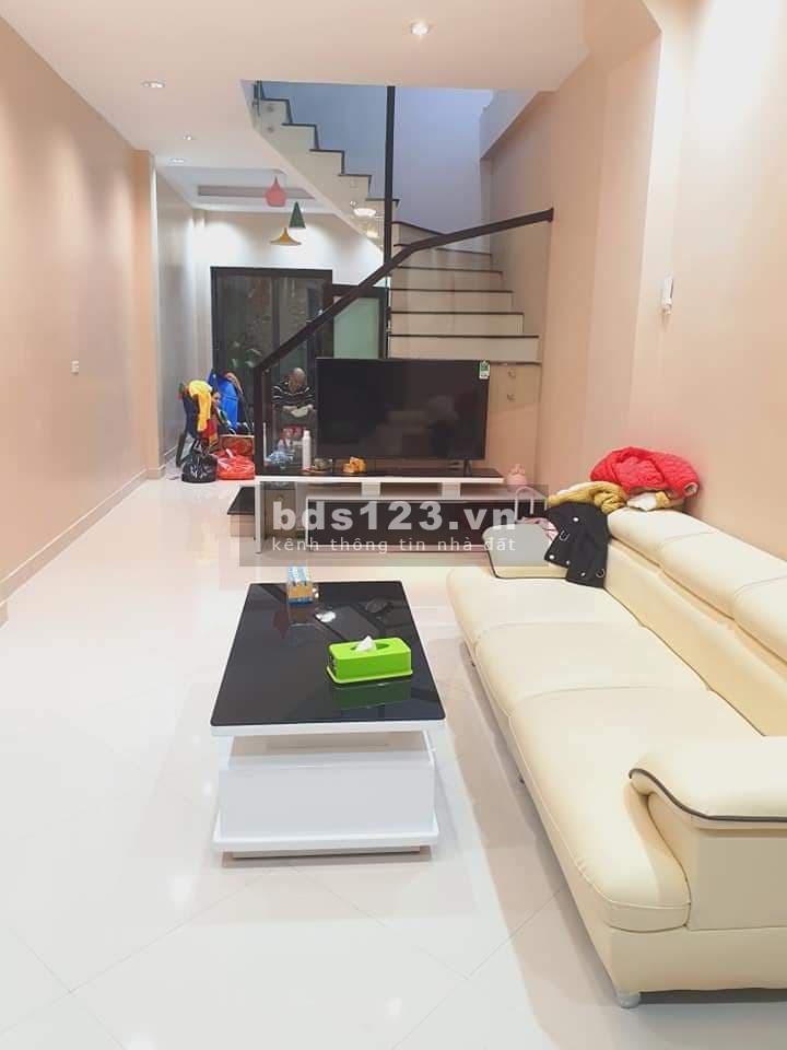 Nhà 35m2*5T Mới Lô Góc 2 Mặt Thoáng Minh Khai giá 3.3 tỷ