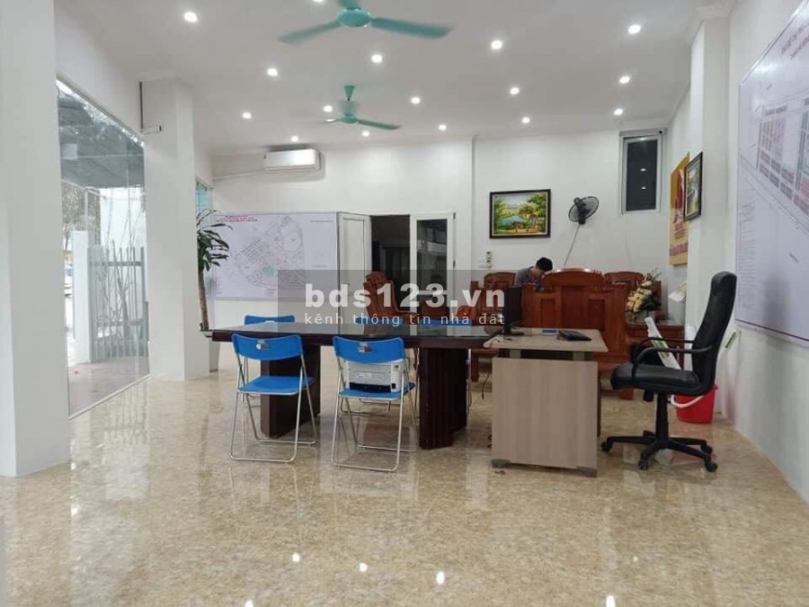 Siêu phẩm biệt thự lô góc kđt Văn Phú Quận Hà Đông DT 130m x MT 20m Giá 14tỷ
