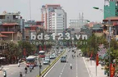 Nguyễn Văn Cừ Ô tô tránh Kinh doanh văn phòng
