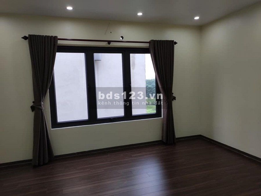 ĐẤT ĐẸP HIẾM KHU VIP X6 THẠCH BÀN CỔ LINH Ô TÔ TRÁNH KINH DOANH ĐỈNH