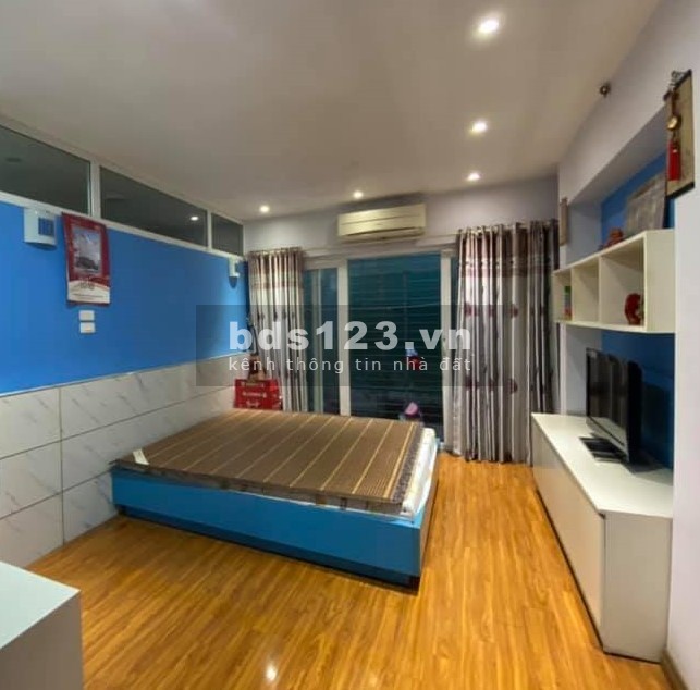 BÁN NHÀ RIÊNG NGÕ VĂN HƯƠNG, QUẬN ĐỐNG ĐA. DT 38M, GIÁ 3.6 TỶ .