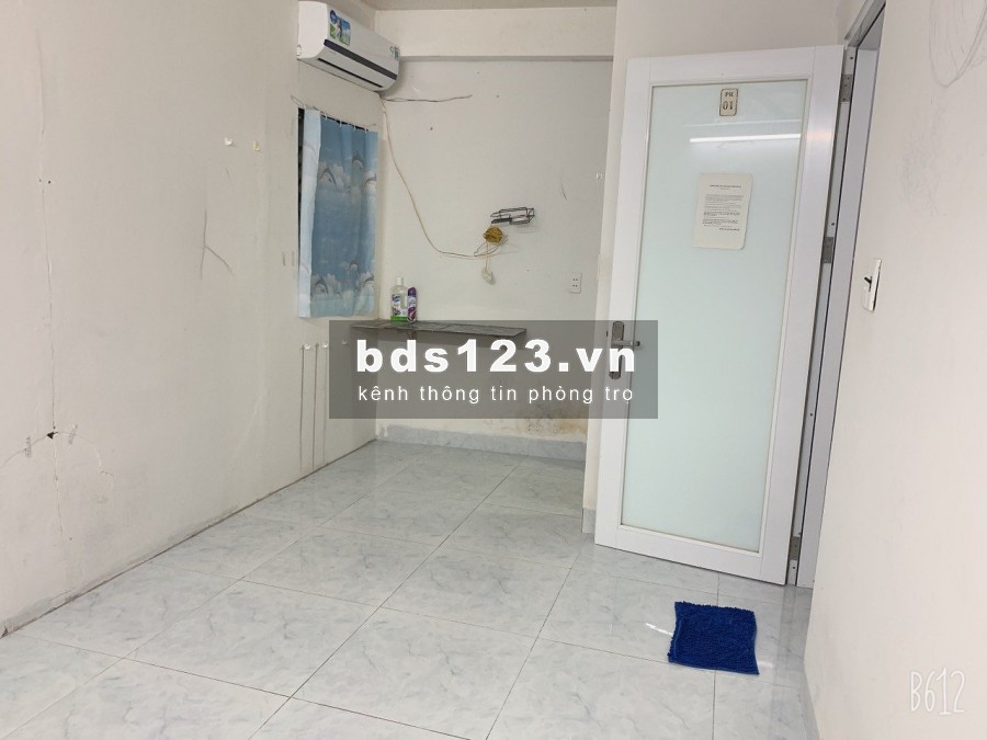 Cho thuê phòng trọ 18m2 có máy lạnh Đường 3/2, Quận 10