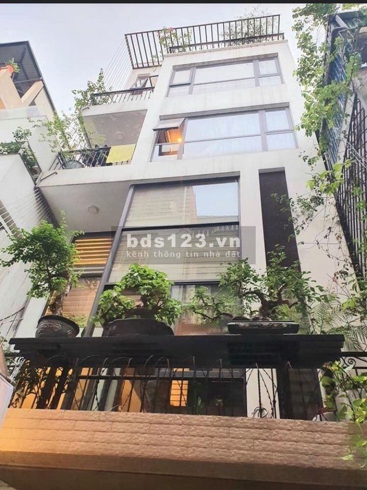 BÁN GẤP NHÀ PHỐ VĨNH PHÚC, 7.2Ha BA ĐÌNH 46m2 x5T, GIÁ CHỈ 3.6 TỶ