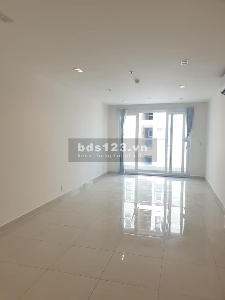 Cho thuê CH Sky Center Phổ Quang Offictel 36m2, ntcb, giá 8Tr