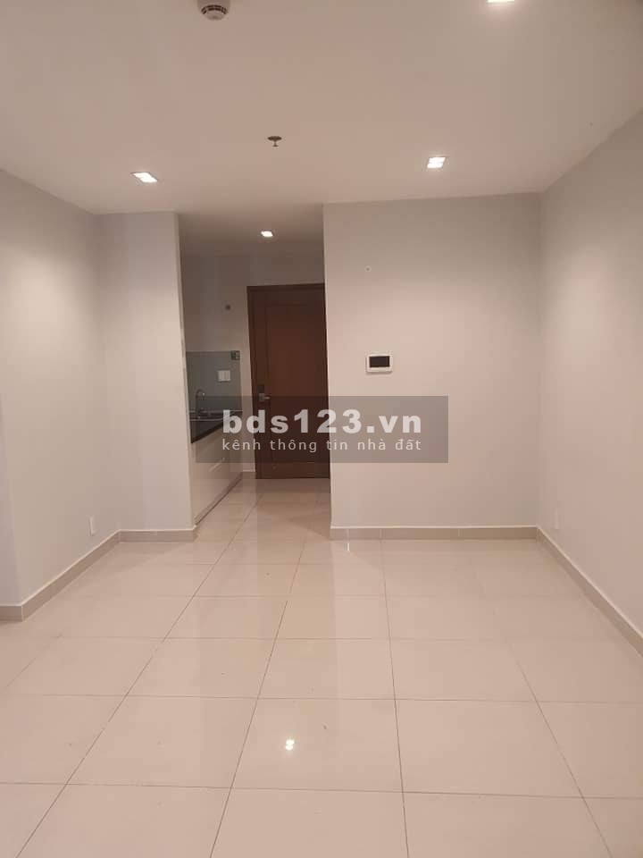 Cho thuê CH Sky Center Phổ Quang Offictel 36m2, ntcb, giá 8Tr
