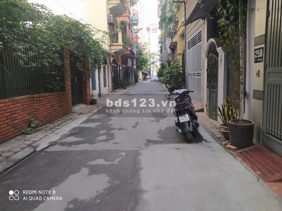 MẢNH ĐẤT VÀNG PHỐ LÝ NAM ĐẾ, 70M, MT 5M, Ô TÔ, PHÂN LÔ, XÂY TOÀ NHÀ 7 TẦNG QUÁ TUYỆT VỜI, CHỈ 180 TR/M LH 0942.861188