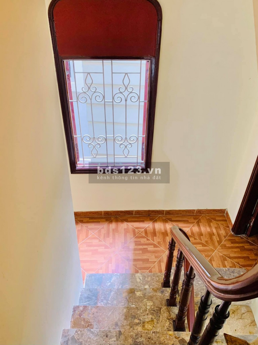 Lô Góc, Ngõ Nông Rộng, Nhà Đẹp Minh Khai, 34m2, 5 Tầng, Giá 3,35 Tỷ