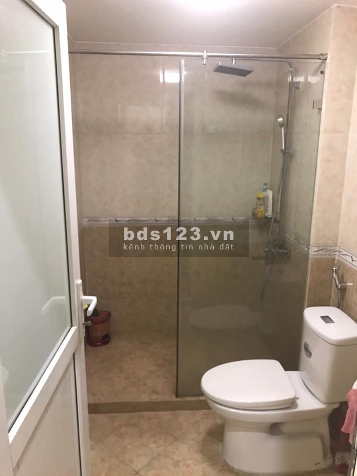 CẦN BÁN GẤP CĂN NHÀ 5 TẦNG TẠI TRUNG TÂM QUẬN CẦU GIẤY 33M2 GIÁ NHỈNH 3,5 TỶ