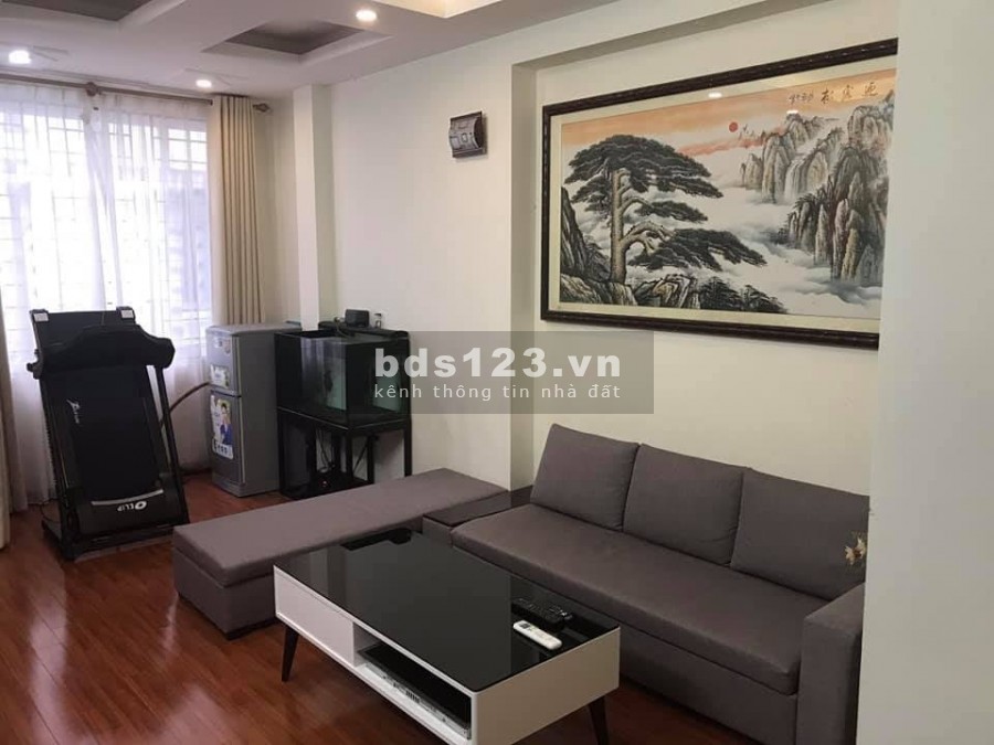 CẦN BÁN GẤP CĂN NHÀ 5 TẦNG TẠI TRUNG TÂM QUẬN CẦU GIẤY 33M2 GIÁ NHỈNH 3,5 TỶ