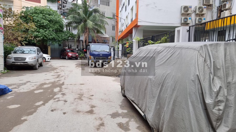 TÂY HỒ QUẬN- AN SINH TUYỆT VỜI- 10M Ô TÔ ĐỖ NGÀY ĐÊM
