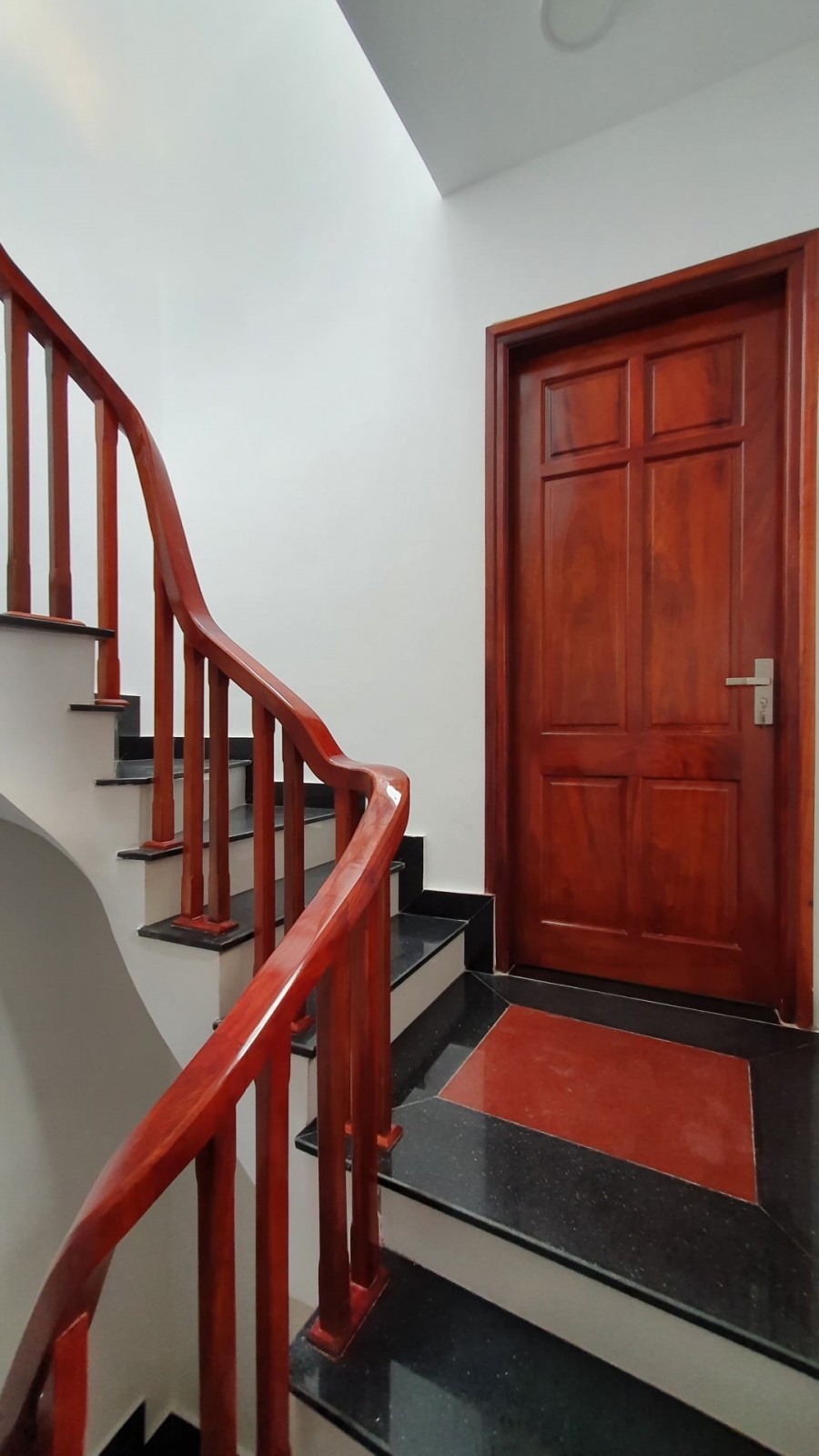 THANH KHOẢN GẤP, BÁN NHÀ PHỐ MAI ANH TUAN, ĐỐNG ĐA, Ô TÔ ĐỖ, 45M, 4 TẦNG, MT 5M, GIÁ 7.5 TỶ (0904547386)