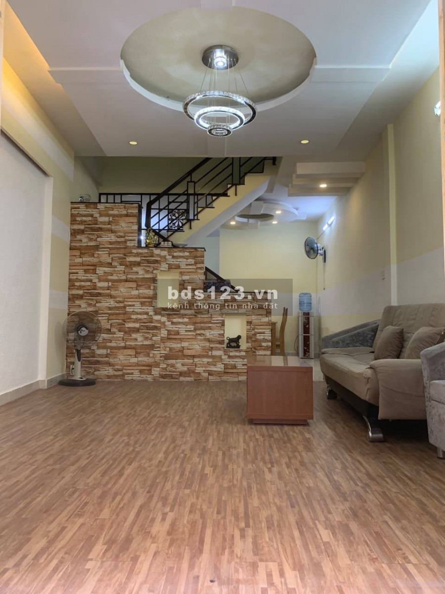 Nhà đẹp HXH, Tân Phú, Kênh Tân Hóa, 56m2, 2T, 5PN giá chỉ 4,9 tỷ 0766516891