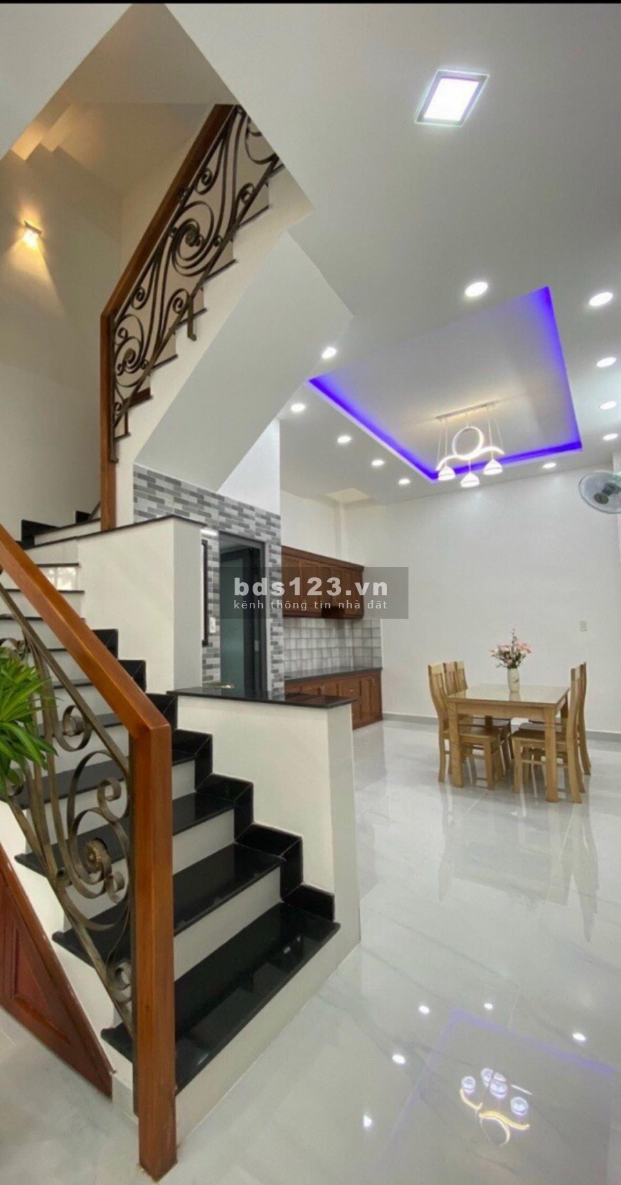 Nhà HXT VIP, đẹp, mới xây phong cách hiện đại, 5T, Phạm Văn Chiêu, P9, Quận Gò Vấp, giá 6.3 tỷ