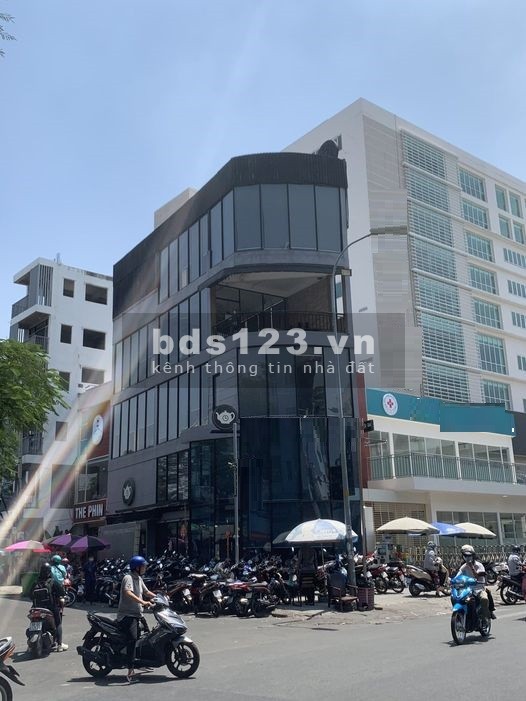 Góc Nhà 2 Mặt Tiền - 4 x 18 + nhà đẹp giá tốt KD