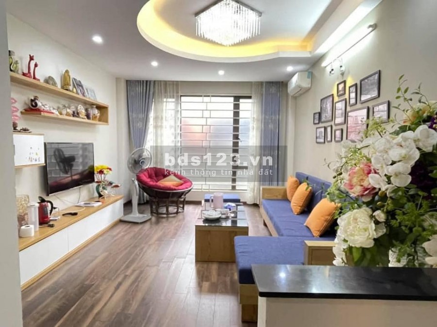 Chỉ 2,5 tỷ sở hữu ngay nhà phố Hà Trì, 5 tầng, mặt tiền thoáng LH Mạnh 0358.190.544
