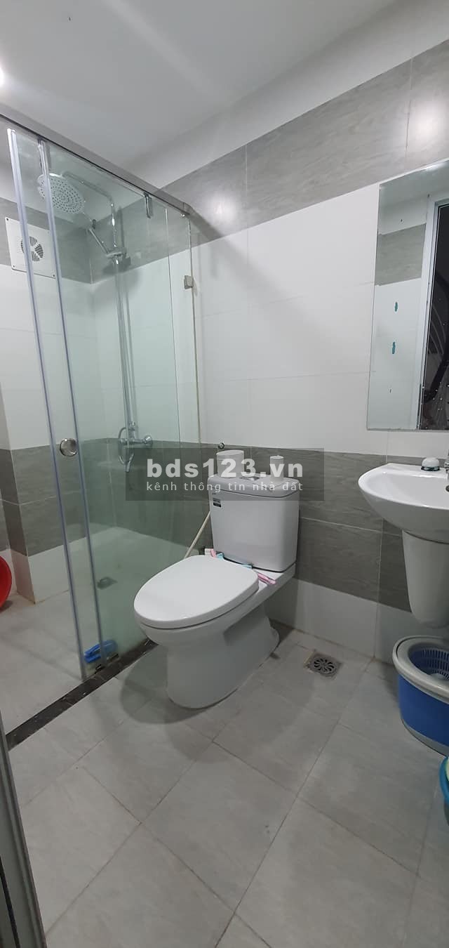 Cán Bộ về quê,tránh dịch để lại căn nhà 52m2*4T Trần Đại Nghĩa tròn 3 tỷ