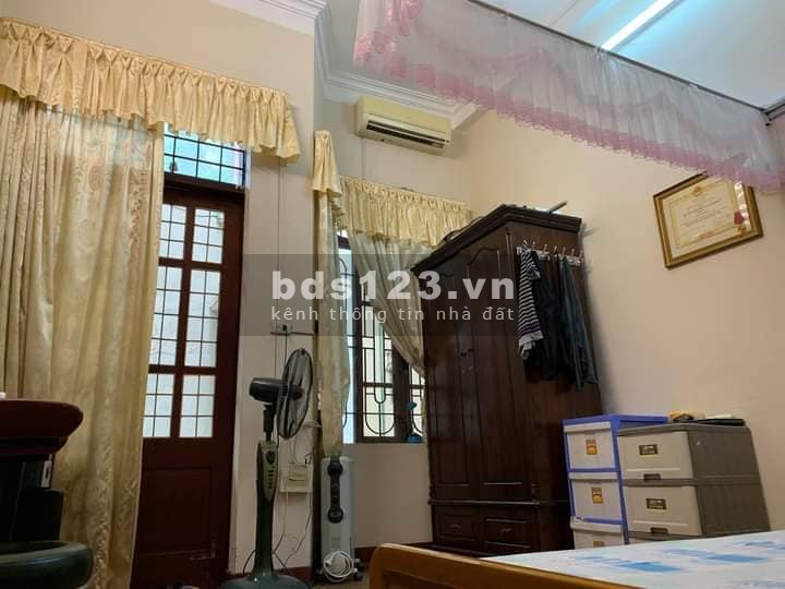 Bán gấp 43 Doãn Kế Thiện Cầu Giấy dt 57m2 giá 4.25 tỷ