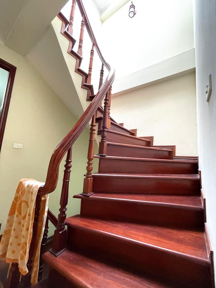 Nhà Đẹp Phú Diễn, 40m2 x 5 Tầng, Gara Ô Tô, Kinh Doanh Chỉ 6 Tỷ.