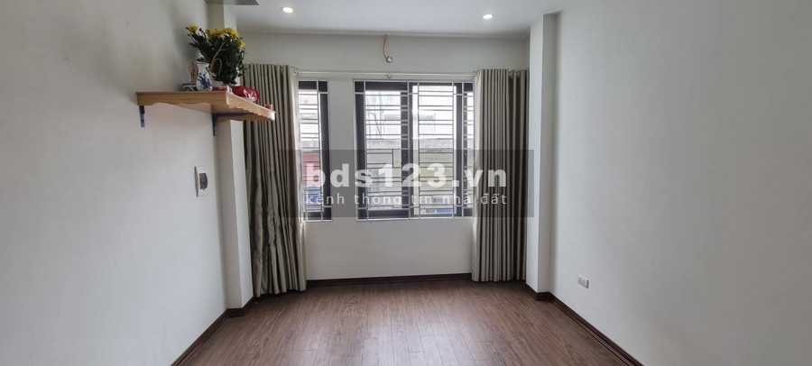 BÁN NHÀ NGUYỄN SƠN LONG BIÊN QUẬN NGÕ THÔNG Ở NGAY 5T NHỈNH 3 TỶ