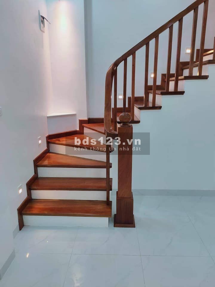 Bán nhà ngõ Mỹ Đình xây mới 1.75 ty mua vay 0969040000.