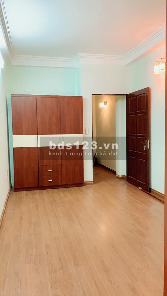 Nhà đẹp ở ngay khu vực Đội Cấn ,Ba Đình,ở hay cho thuê đều được 40m chỉ 3.8 tỷ