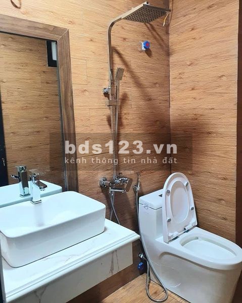 Phố Nguyễn Sơn, nhà đẹp long lanh, 42m2, chỉ từ 3.75 tỷ