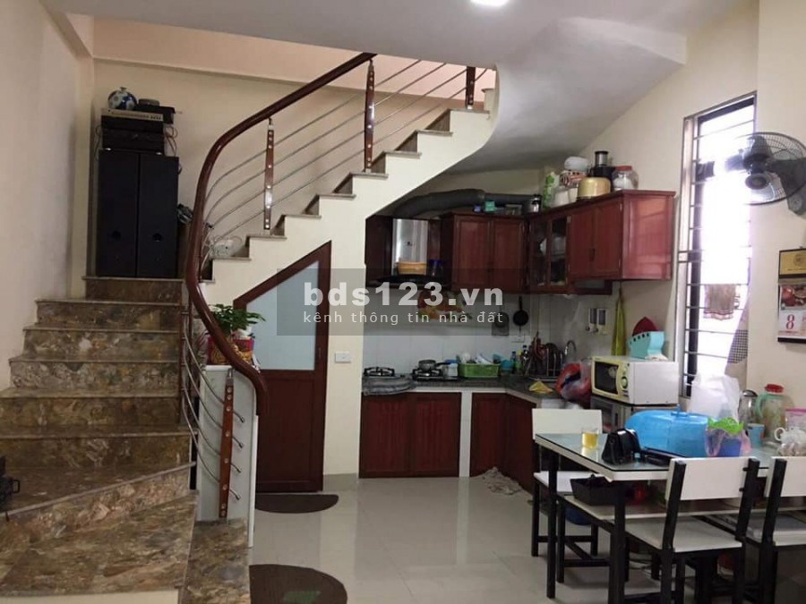 BÁN NHÀ VĂN QUÁN ĐẦU 2 TỶ Ô TÔ ĐỖ CỔNG CHỦ TẶNG NỘI THẤT SỔ ĐỎ PHÂN LÔ