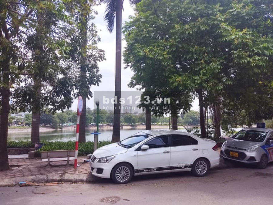 Siêu Phẩm View Hồ Bán Đất Tặng Nhà 3 Tầng Hồ Ba Mẫu Đống Đa