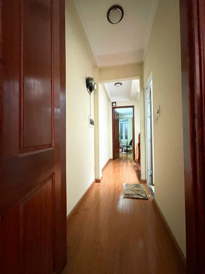 Nhà Đẹp Phú Diễn, 40m2 x 5 Tầng, Gara Ô Tô, Kinh Doanh Chỉ 6 Tỷ.