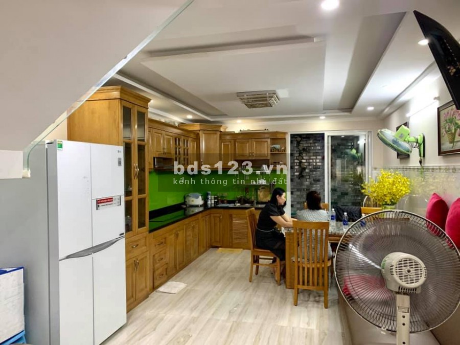 HXH vài bước ra chợ 72m2 – 7 tỷ Phan Huy Ích, P15 Tân Bình