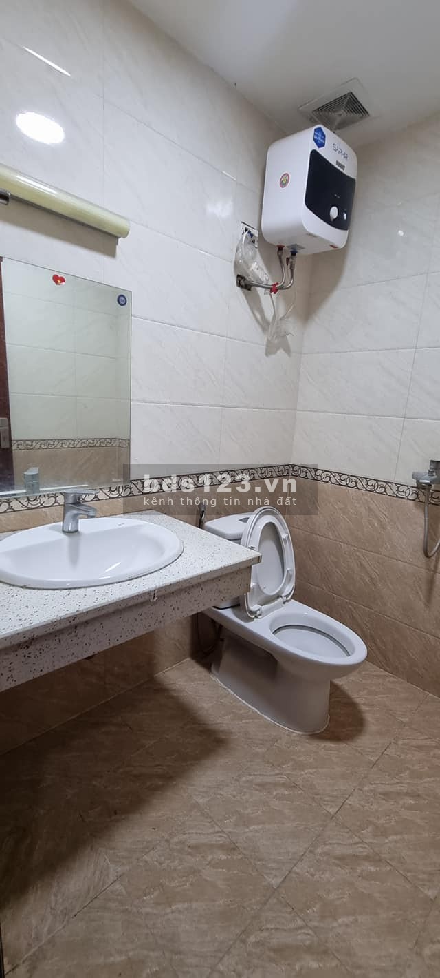BÁN NHÀ NGUYỄN SƠN LONG BIÊN QUẬN NGÕ THÔNG Ở NGAY 5T NHỈNH 3 TỶ
