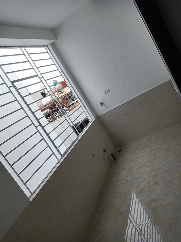 Đông Ngạc Nhà Mới Mặt Tiền Rộng Ô TÔ Gần 40M MT7.3m Gía 2,6Tỉ