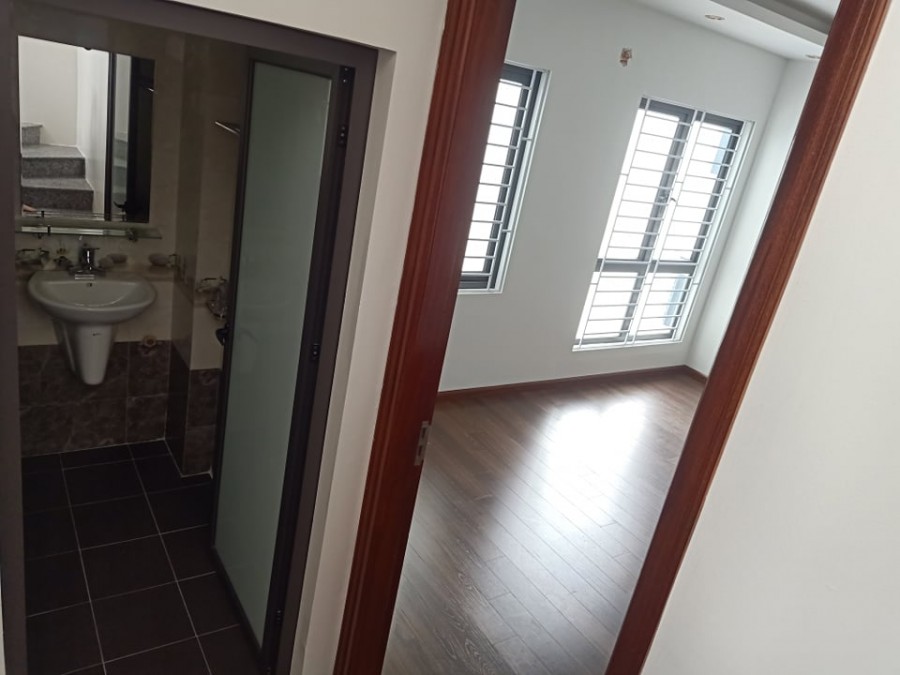 Đông Ngạc Nhà Mới Mặt Tiền Rộng Ô TÔ Gần 40M MT7.3m Gía 2,6Tỉ