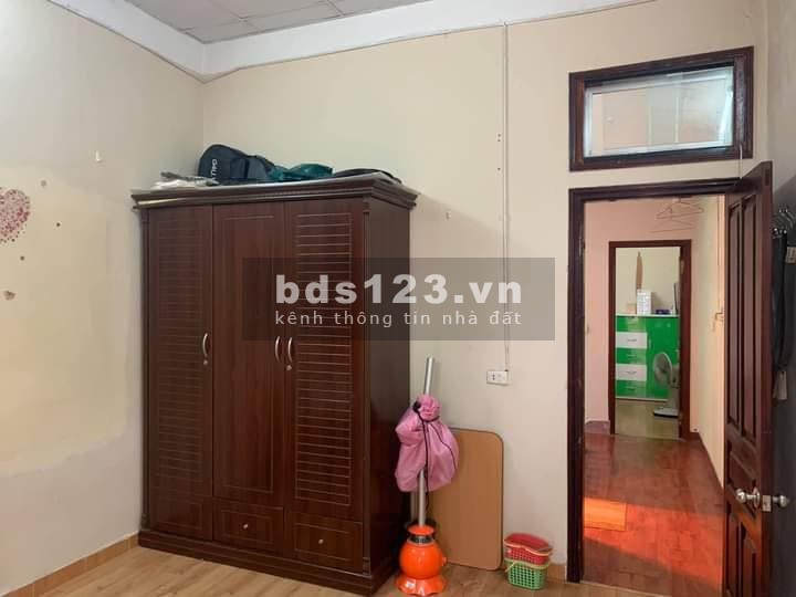 Bán gấp 43 Doãn Kế Thiện Cầu Giấy dt 57m2 giá 4.25 tỷ