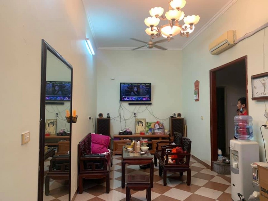 Bán Nhà Khương Đình 60m2x4T, Gần Phố, Ô Tô Đỗ Cổng, 2 Thoáng Vĩnh Viễn, Nhà Đẹp 4 Tỷ