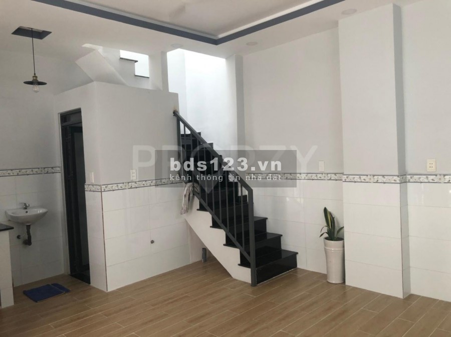 Nhà Hẻm Ba Gác, gần MT Tự Lập, P4, Tân Bình, 5x5.5m, nở hậu, 2 tấm, LH: 0938.764.277