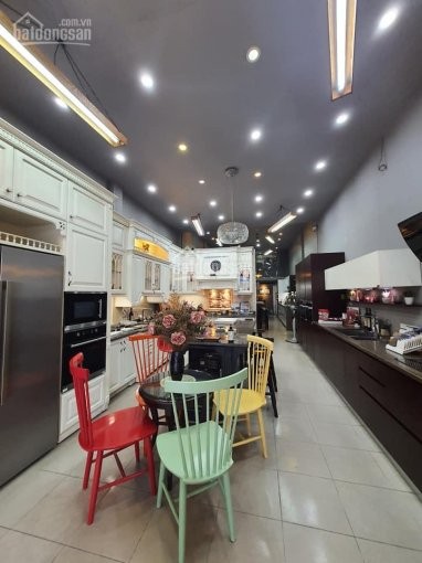 Cực rẻ 225 triệu/m, MP Nguyễn Lương Bằng, DT100m, 2T, MT 5m, KD cực tốt, giá 22.5 tỷ