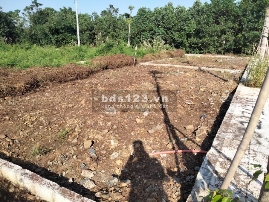 Cần bán lô đất tại Quốc Oai, Đường nội khu rộng, oto vào tận nhà