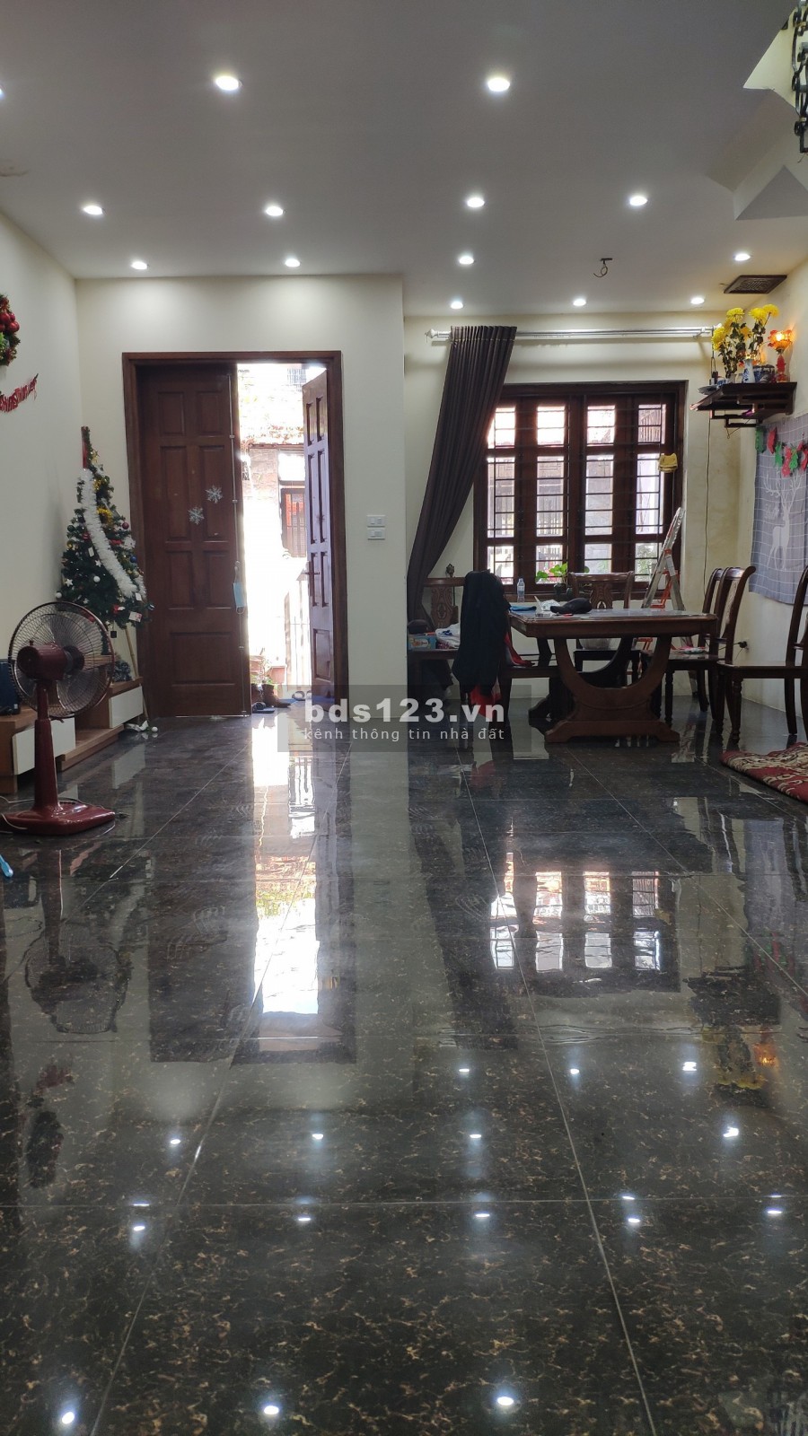 Nhà riêng 2 tầng 81m2 x 4.2m, 7 chỗ đỗ sân, giá 3.1 tỷ - Yên Mỹ, Thanh Trì