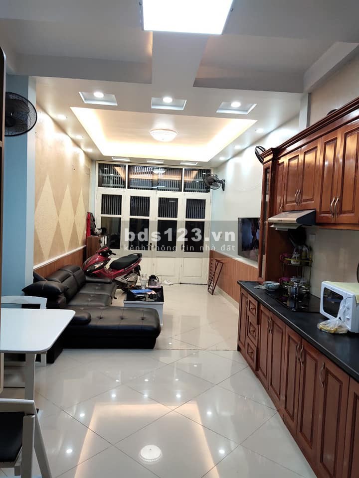 Nhà đẹp Hoàng Mai, nguyên căn vài bước ra ô tô tránh, dt 45m2, 5 tầng, mt 3.5m, giá 4.1 tỷ