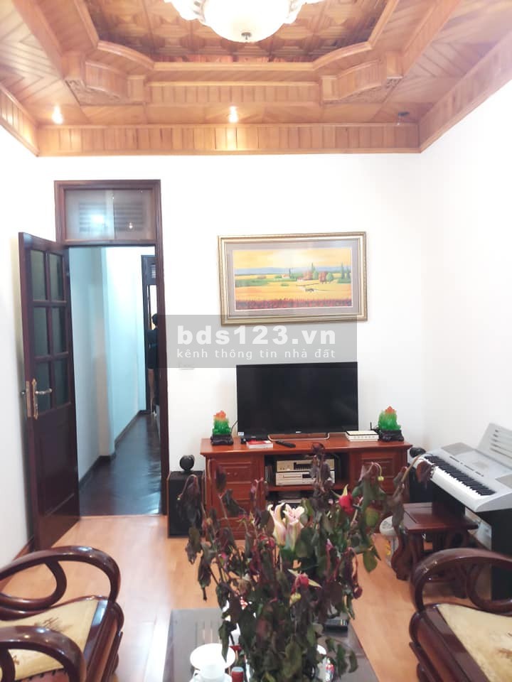 BÁN NHÀ PHÂN LÔ MAI DỊCH, ÔTÔ ĐỖ CỬA, NỘI THẤT GỖ CỰC ĐẸP, CHỈ 7,9 TỶ(Lh: 0368422168)