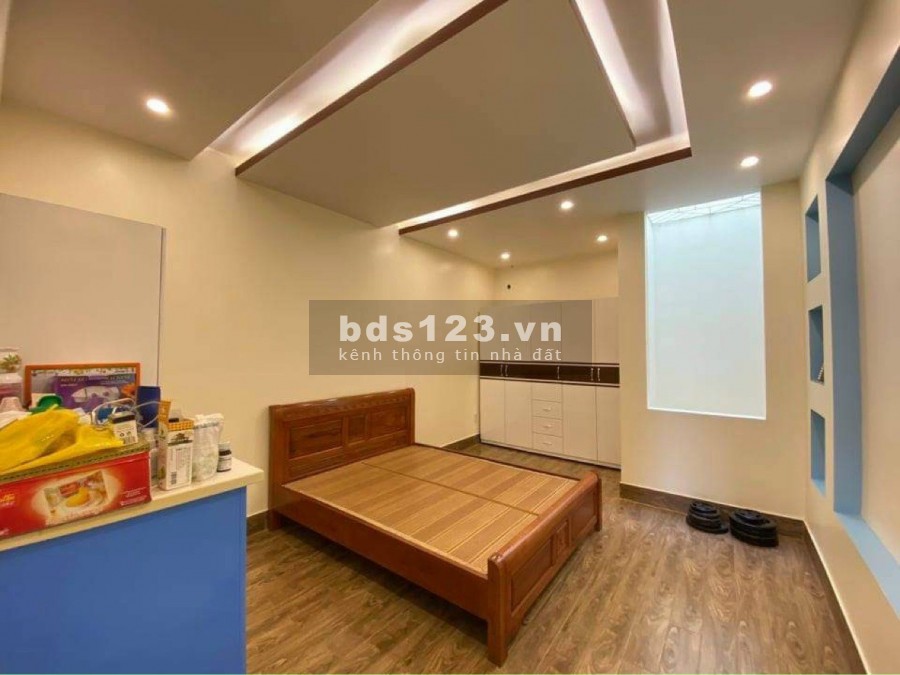 Phố Nguyễn Sơn, nhà đẹp long lanh, 42m2, chỉ từ 3.75 tỷ