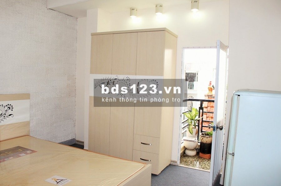 Cho thuê phòng rộng 22m2, ở 2 người, có máy lạnh, Gò Vấp