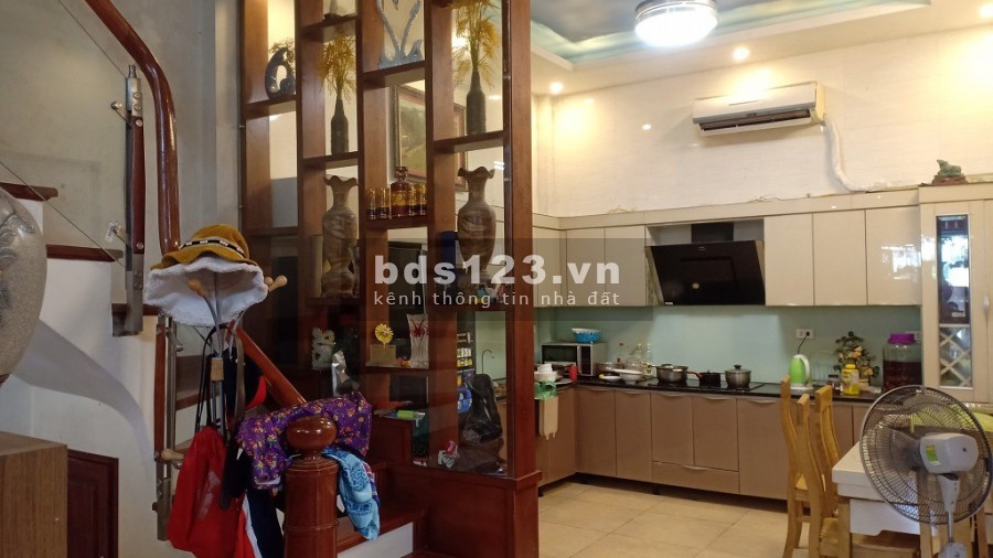 75m2 giá chỉ 8.3 tỷ HXH nhà 4 tầng ở ngay Bình Thạnh