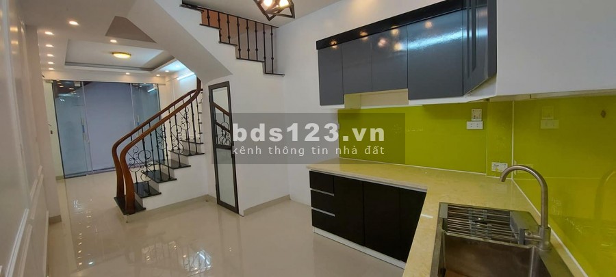 Siêu hiếm ! Nhà phân lô liền kề tại Ngõ Quỳnh 35mx4T giá nhỉnh hơn 3 tỷ