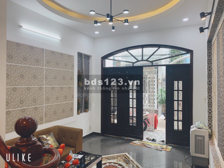 Bán nhà Nguyễn Oanh, GV, P17, dt 42m (3,8x11), lô góc ko LG, Hẻm 4m, Nhà đẹp 4.4 tỷ