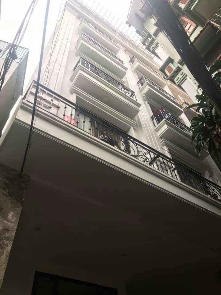 Bán căn hộ dịch vụ CCMN MÁY IN TIỀN Pháo Đài Láng Chỉ 8,4 Tỷ, 65m2*7 tầng thang máy giá 80tr/tháng