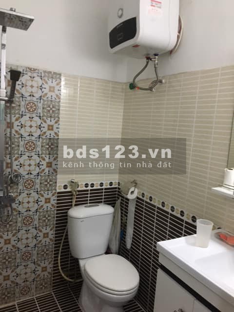 Chính chủ gửi bán nhà ngõ 213 Giáp Nhất, DT 53mx 4,5 tầng Kinh doanh nhỏ