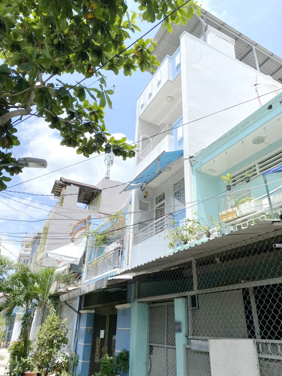 Nhà (4*15m) lửng, lầu, hẻm xe ôtô 453 Bùi Minh Trực P6 Q8